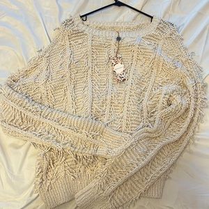 Shag off white X-LARGE sweater from Buckle. Never worn. Brand is Gimmick